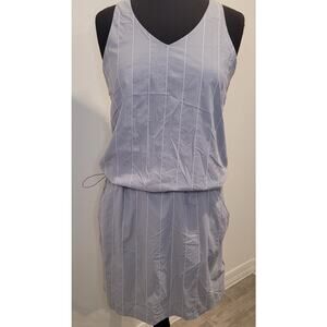 Marmot Gretchen Gray Stripe Athletic Dress Size S UPF 50 Drawcord Waist EUC